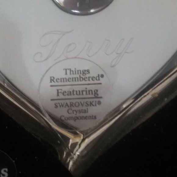 Things Remembered Heart Compact Mirror Swarovski - Picture 3 of 6